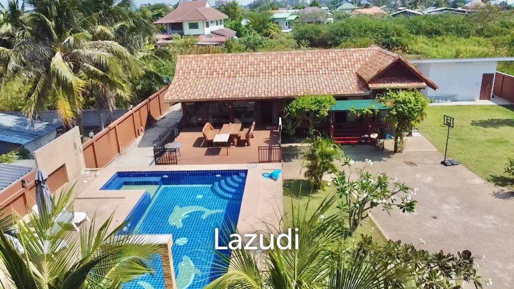 picture Stand Alone 3 Bedrooms Pool Villa In Soi 102 - 37/39