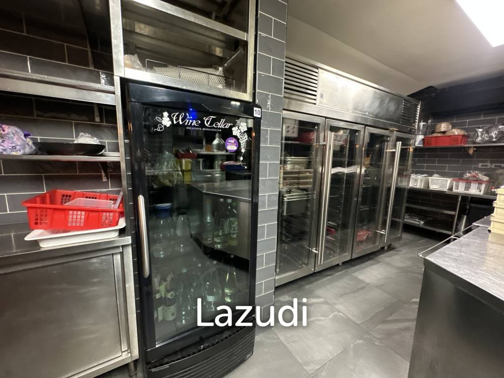 รูป ร้านค้าทันสมัย ย่านยานนาวา พระรามสาม ในสาทร - รูปที่ 10/58