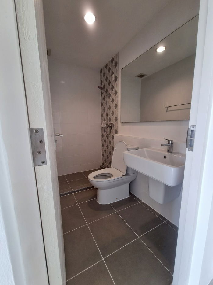 รูป 🏡 𝗛𝗢𝗨𝗦𝗘 𝗙𝗢𝗥 𝗦𝗔𝗟𝗘 | ทาวน์โฮม 2 ชั้น Indy Bangyai 2 อินดี้ บางใหญ่ 2 ⚡️ - รูปที่ 5/14