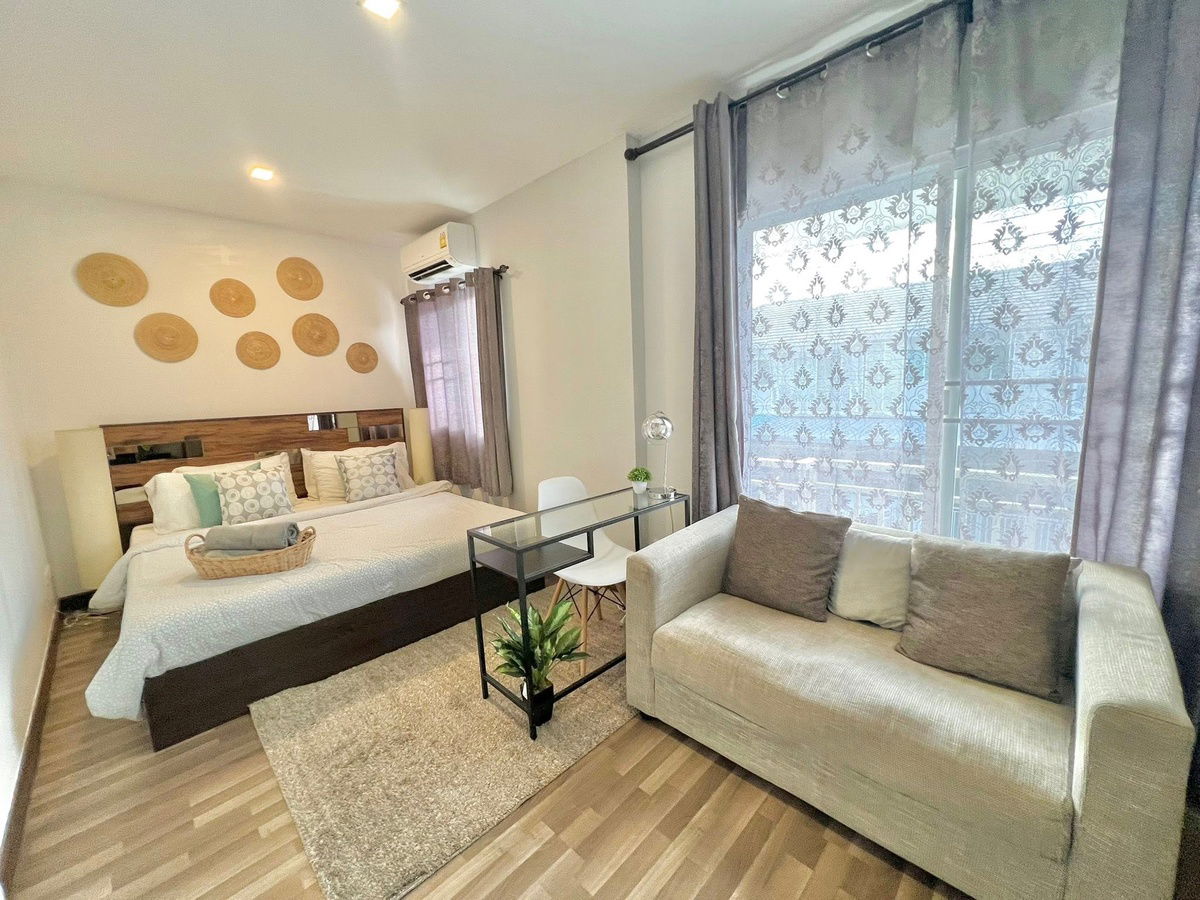 picture FOR RENT Prime Location Townhouse on Super Highway, Chiang Mai - 9/18