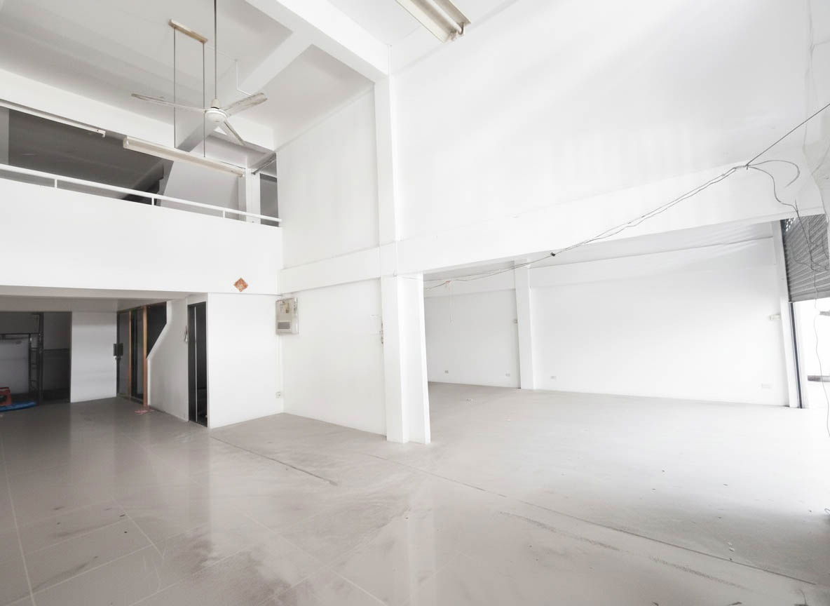 รูป ให้เช่าอาคารพาณิชย์ ซอยกำนันแม้น 24 - รูปที่ 2/5