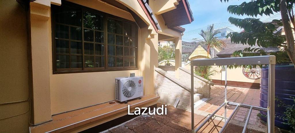 picture 12 Bedroom 13 Bathroom Villa In Central Pattaya - 32/35