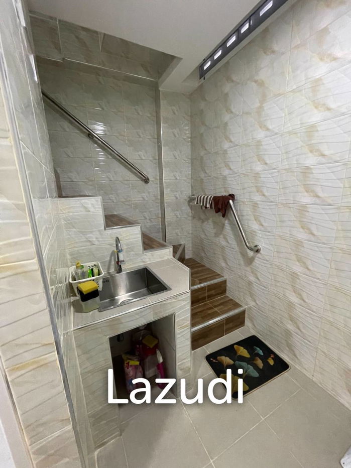 picture Commercial Townhouse for rent in Bang Rak Bangkok - 2/13