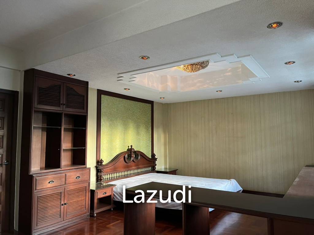รูป Luxurious 4-Storey Townhouse in Sathon Bangkok - รูปที่ 6/10