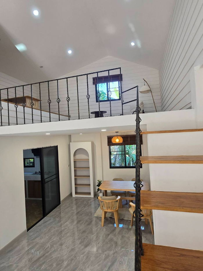 รูป บ้านเดี่ยวชั้นเดียว แต่งใหม่ทั้งหมด กว้าง สวยมาก หมู่บ้าน แสงอรุณ รีโนเวทใหม่ทั้งหลัง ถนนรามอินทรา ซอย68 แยก7 คันนายาว มีชั้นลอยกว้างขวาง - รูปที่ 41/43