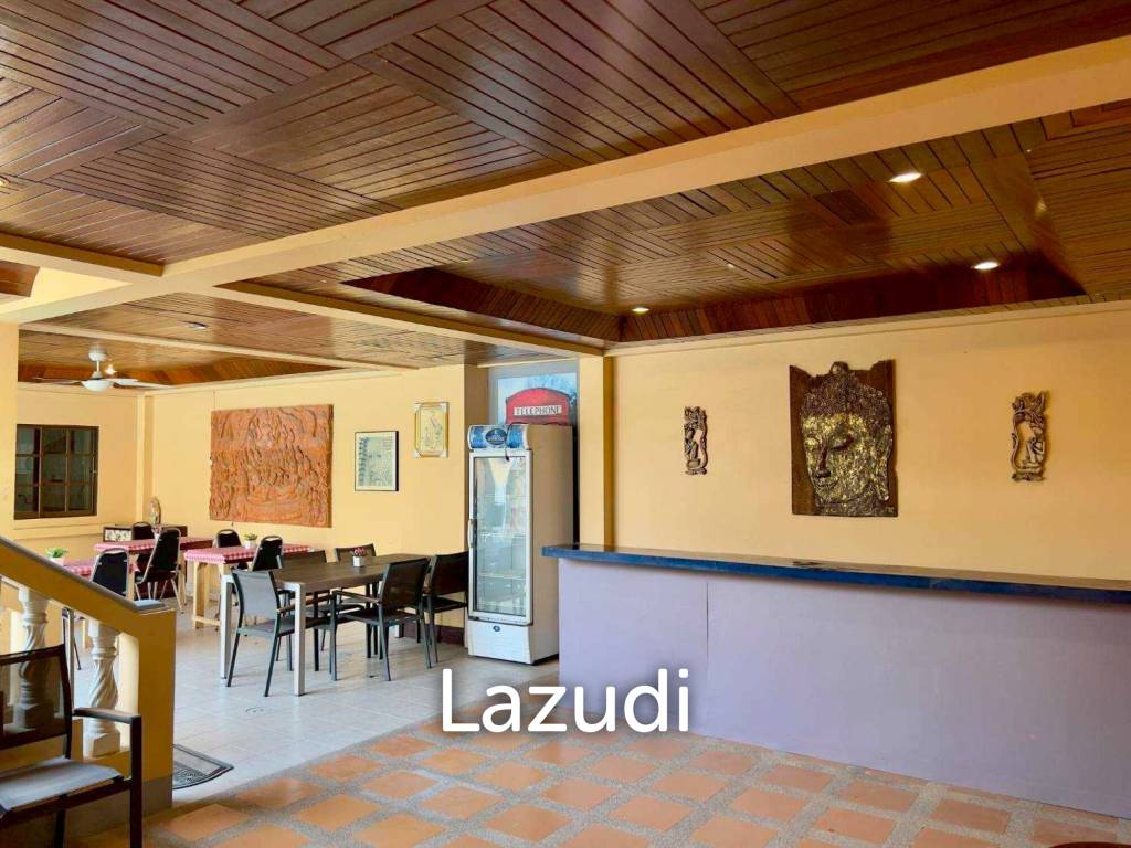 picture 12 Bedroom 13 Bathroom Villa In Central Pattaya - 4/35