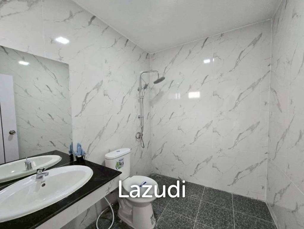 รูป บ้านเดี่ยวโมเดิร์นสวยงามในหนองปรือ บางละมุง ชลบุรี - รูปที่ 12/14