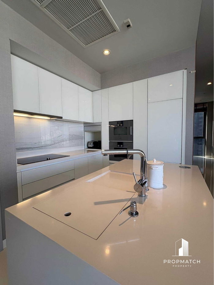 รูป PM005834✨Flash Deal ✨Vittorio Sukhumvit 39  ( 2Bed 3Bath 126.43SQM.) แต่งครบพร้อมอยู่ !! เพียง 155,000 บาทต่อเดือน Tel.0981315848 @propmatch - รูปที่ 6/17