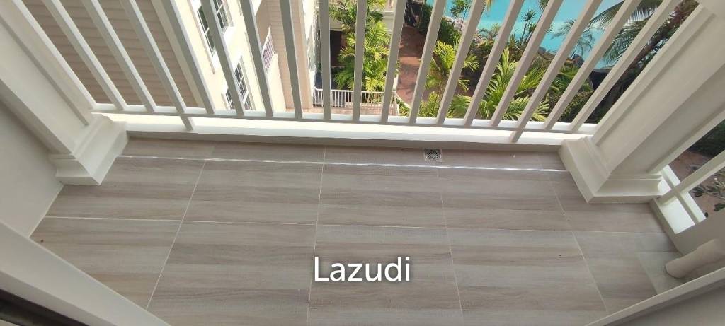 picture 1 Bed 1 Bath 36.8 SQ.M Grand Florida Beachfront - 12/13