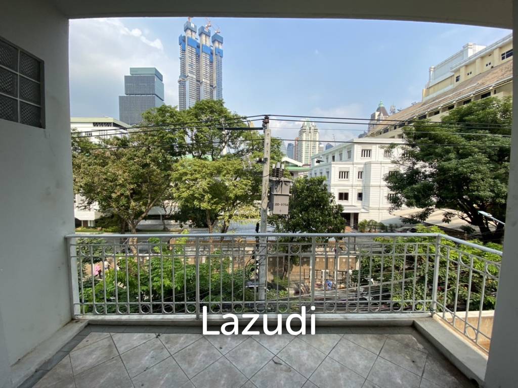 รูป Spacious Modern Office in Bang Rak Bangkok - รูปที่ 6/6