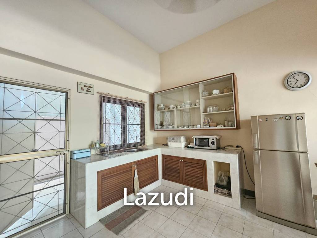 picture BAAN SUKSAMRAAN :  3 Storey townhouse near town and beach - 9/41