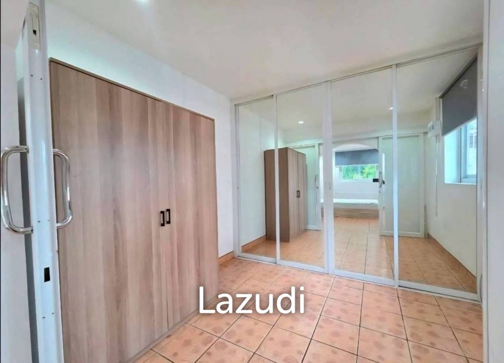 picture 3 Beds 3 Baths 400 SQ.M.  House  in Central Pattaya - 21/30