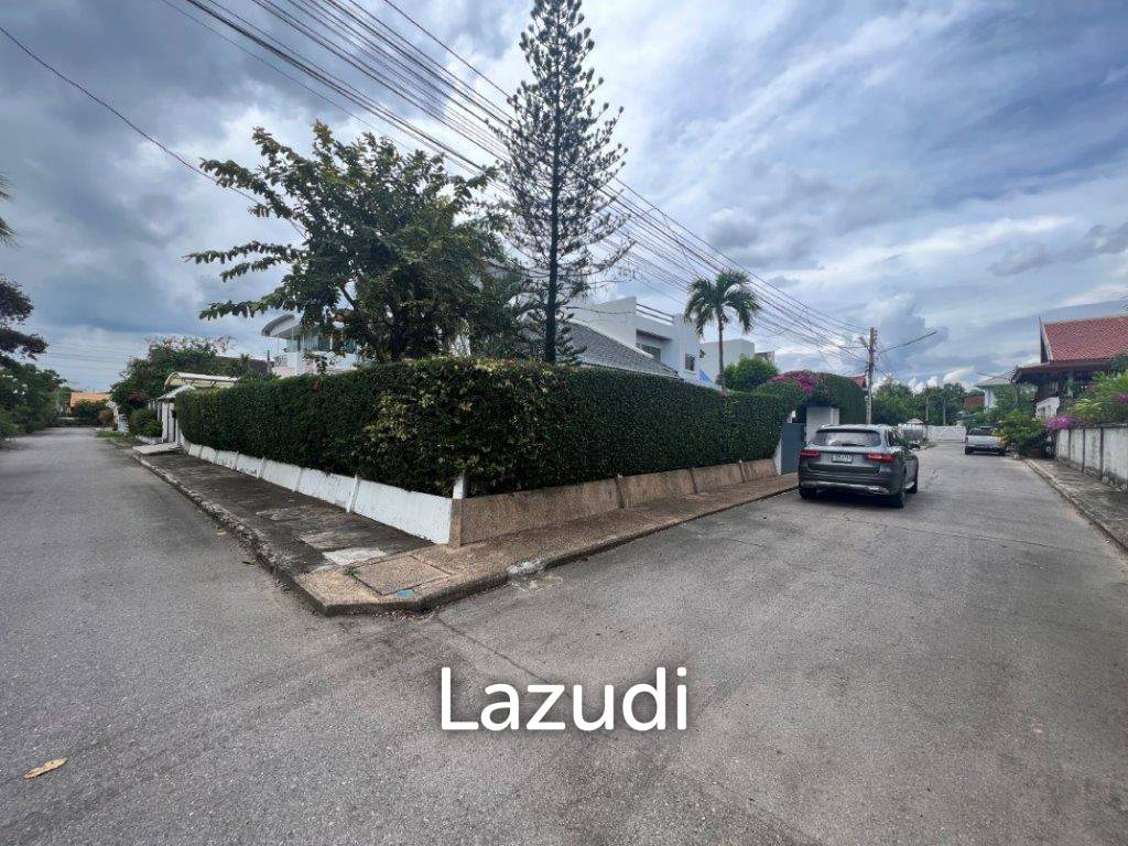 picture NEBEHARDT ROAD : 2 Storey 3 bed villa close to town and beach - 46/47