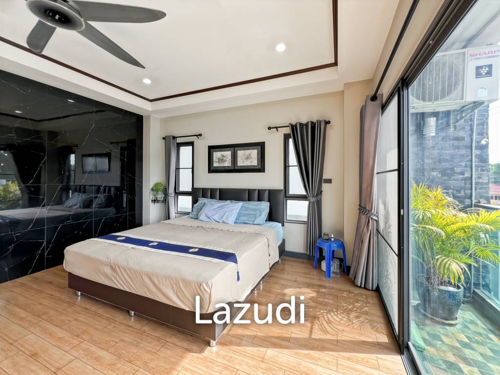 picture Good Investment 6-Bedroom Waterfront Townhouse in Khao Tao Hua Hin - 31/82
