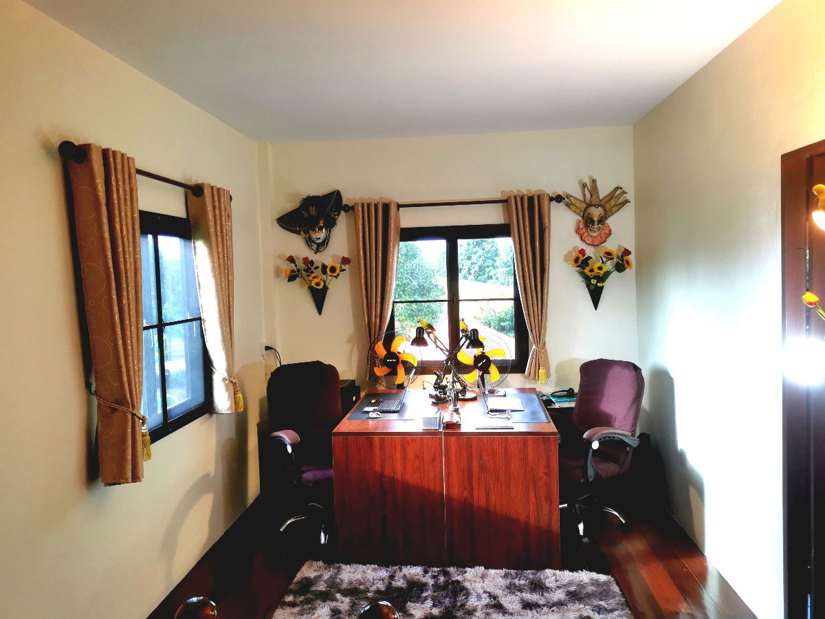 รูป ขายด่วน!!! บ้านเดี่ยว บ้านสวนพร้อมสวนสวยและผลไม้ออร์แกนิค ใกล้ถนนสุขุมวิท เนื้อที่กว้าง - รูปที่ 1/16