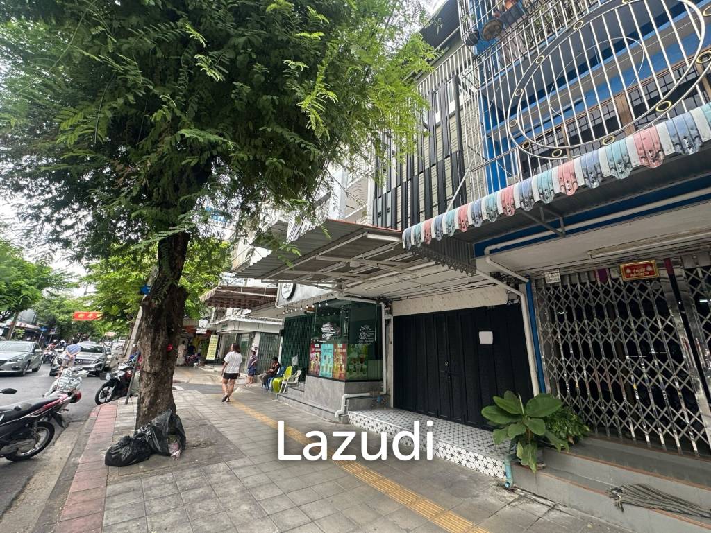 รูป พื้นที่ค้าปลีก 2 ชั้นพร้อมการตกแต่งบางส่วนในย่านทุ่งวัดดอน สาทร - รูปที่ 1/6