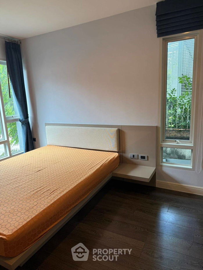 picture 1-BR Condo at The Crest Sukhumvit 49 near BTS Thong Lor (ID 2447395) - 8/12
