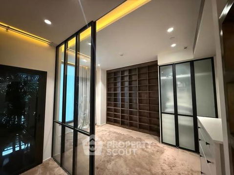 1-BR Condo at Muniq Sukhumvit 23 near MRT Sukhumvit (ID 2454297)