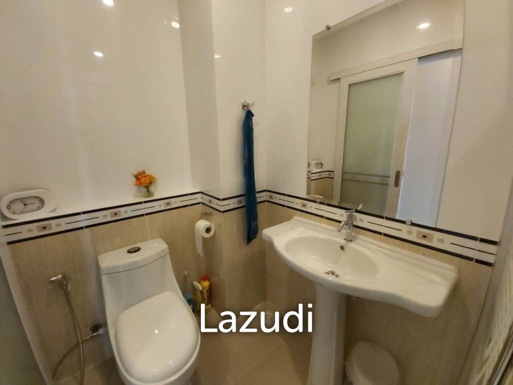 picture Great Price For Sale CC condo in Pattaya - 13/18