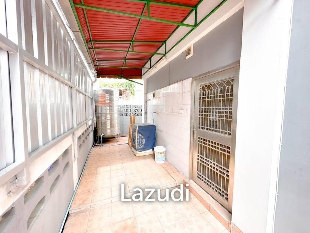 picture 3 Beds 3 Baths 400 SQ.M.  House  in Central Pattaya - 29/30