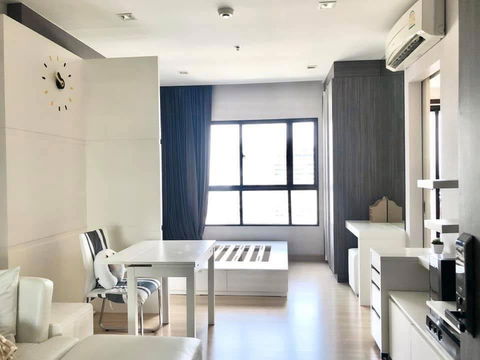 Condo for rent at Urbano Absolute Sathon-Taksin