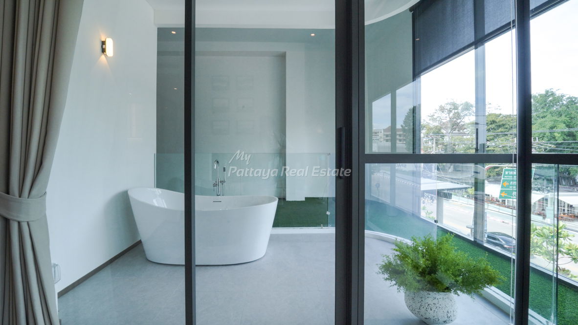 รูป 🛏️ 2 ห้องนอน - 🛁 2.5 ห้องน้ำ - 🏙️ Sea Views - 🇹🇭 ชื่อไทย - 🏢 Once WongAmat - รหัส: OW05 - รูปที่ 36/37