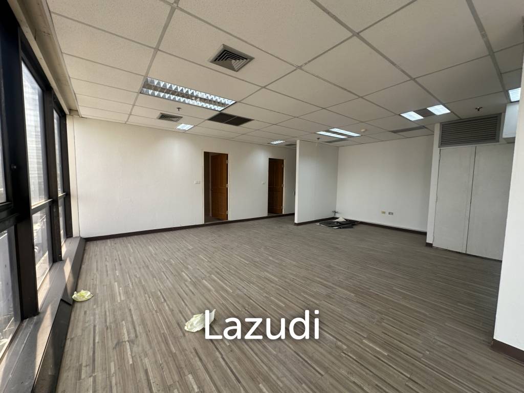 รูป สำนักงานให้เช่าในสุริยวงศ์ บางรัก กรุงเทพ ทำเลทองกลางเมือง - รูปที่ 3/6