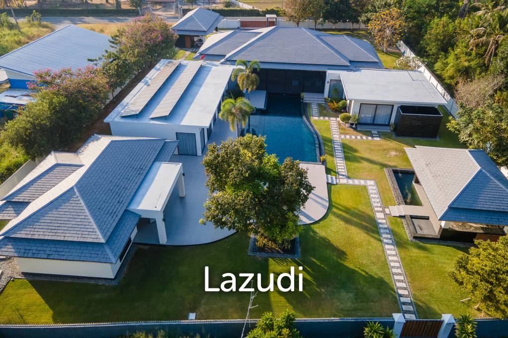 รูป Luxury Modern 6 Bed Pool Villa with Big land plot - รูปที่ 81/86