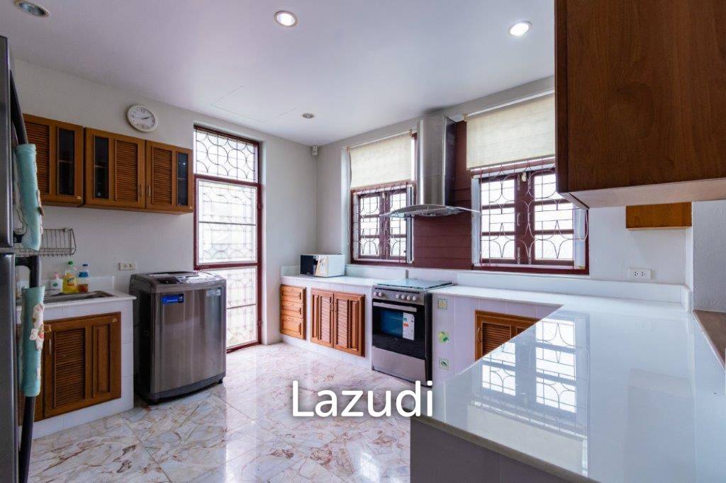 picture GRAND HILL : 4 bed 2 storey Pool Villa - 10/33