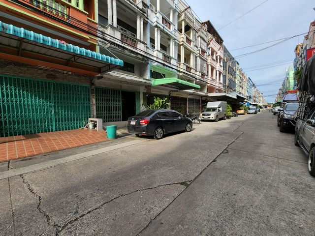 picture FOR SALE COMMERCIAL BUILDING PROPERTY 2550000 BAHT. - 8/8