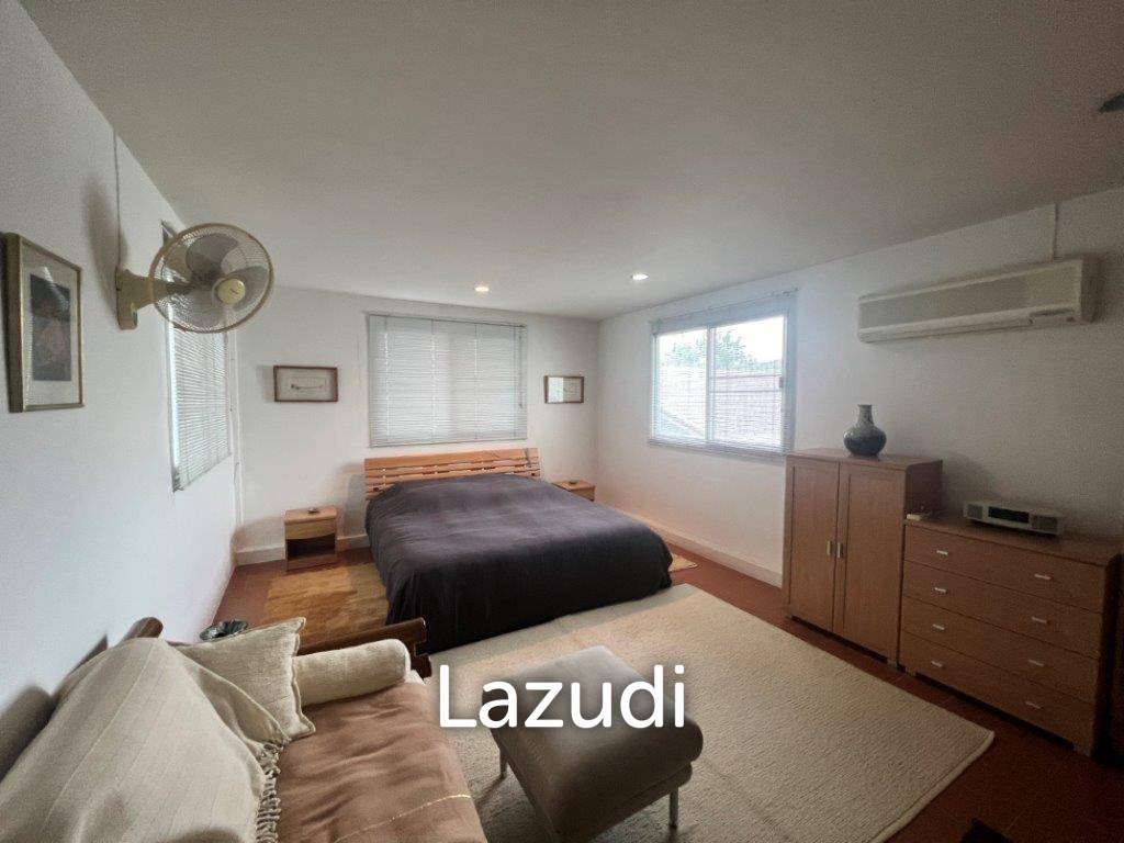 picture NEBEHARDT ROAD : 2 Storey 3 bed villa close to town and beach - 23/47