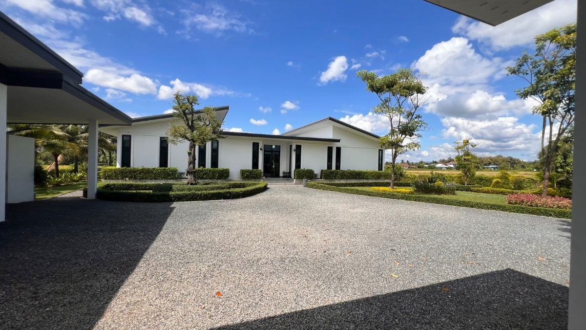 picture Single-storey detached house for sale 5 bedrooms, 4 bathrooms, 1 kitchen, 1 fitness room + pantry, 3 parkings. - 25/30