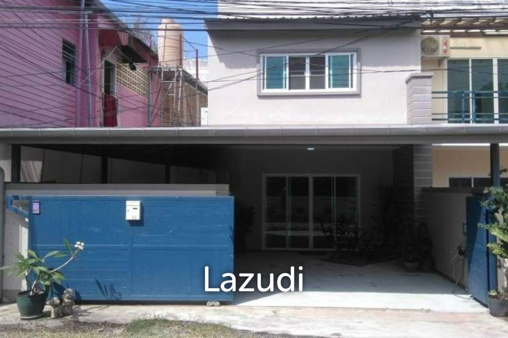 รูป 2-Bedroom Townhouse For Sale In Soi Saiyuan, Rawai - รูปที่ 2/17