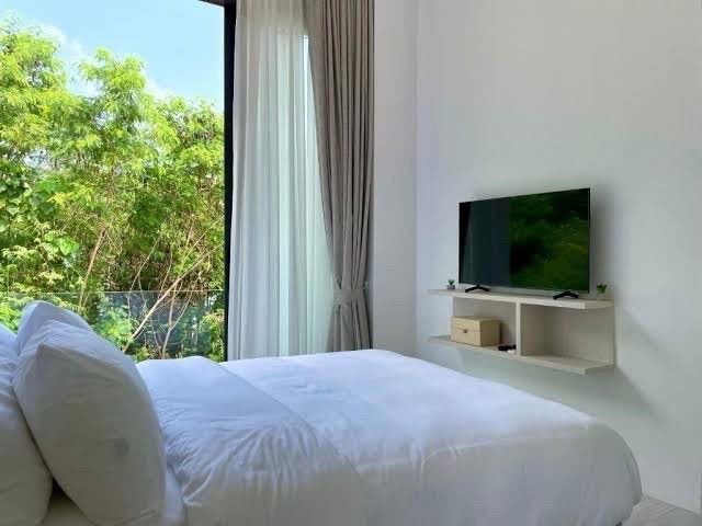 picture The Blue Villa — Luxury 2-Bedroom Pool Villa in Central Chaweng - 17/37