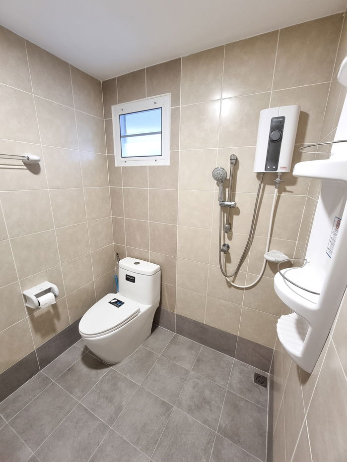 รูป บ้านเดี่ยว 3 นอน 3 น้ำ ต่อเติมพร้อมเฟอร์นิเจอร์ครบ พร้อมเข้าอยู่ ทำเลดี ใกล้ห้างและรร.นานาชาติมากมาย - รูปที่ 16/20