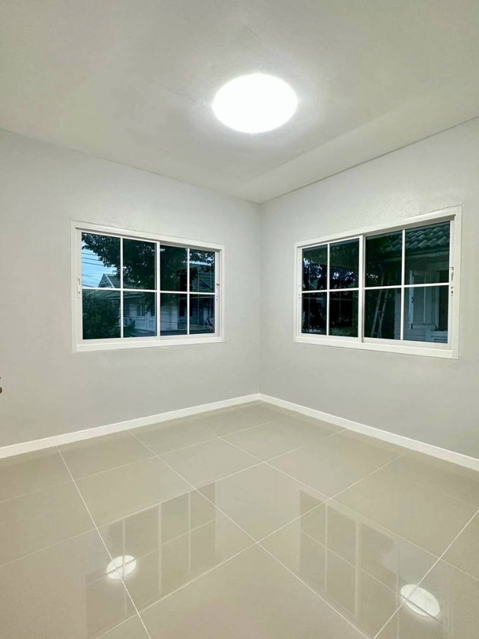 รูป บ้านหลังมุม  รีโนเวทใหม่ เหมือนบ้านมือหนึ่ง   หมู่บ้านพฤกษา 10  ติดถนนบางกรวย – ไทรน้อย  ใกล้บิ๊กซี ไทรน้อย - รูปที่ 19/22