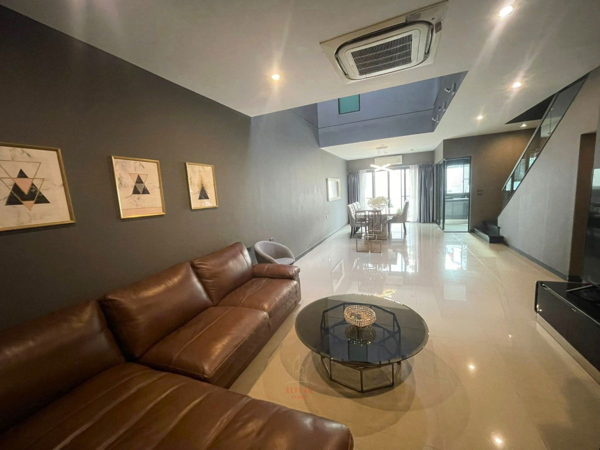 picture RH115125 Townhouse for rent, 3 floors, 3 bedrooms at LANDMARK EKAMAI-RAMINDRA - 3/28