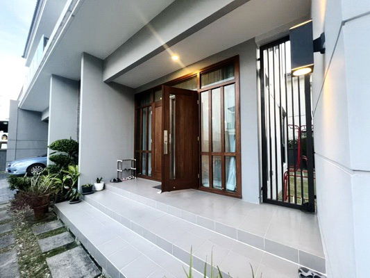 picture FOR RENT THE CITY RATCHAPHRUEK - SUANPHAK / 4 bedrooms 5 bathrooms / 83 Sqw. 280 Sqm. **79,000** CLOSE TO CENTRAL PLAZA PINKLAO - 15/15