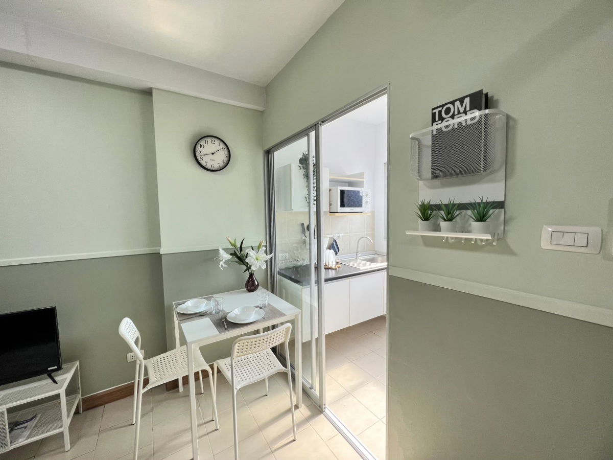 picture Room for rent, 6,500 bath/month, with TV, Aircon, Chiller, Washing Machine - 6/8