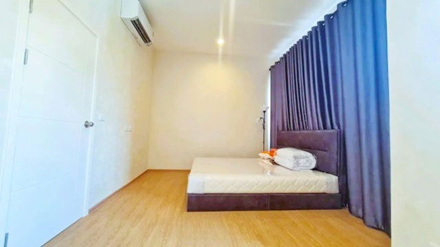 รูป เฉลิมพระเกียรติร.9 ARLบ้านทับช้าง 900ม. ให้เช่าทาวน์โฮมพรีเมี่ยม 3ชั้น ชั้นลอย 18ตร.วา. 220ตร.ม. 3นอน จัดเต็มเฟอร์ฯ รพ.สิรินธร 1.9 กม. - รูปที่ 6/8