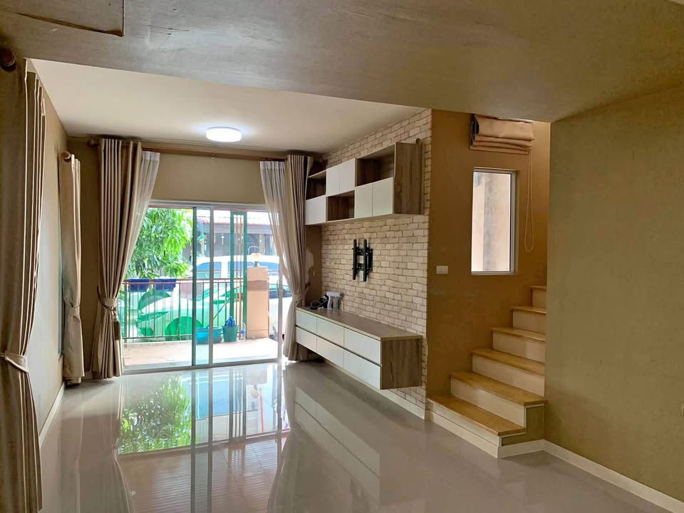 รูป ให้เช่า หมู่บ้านพฤกษาไพร์ม ซอยกันตนา บางใหญ่  ** 10,000 บ. / ด. **  เนื้อที่ 25 ตร.ว    3ห้องนอน 2ห้องน้ำ   ที่จอดรด 2คัน  ทาวน์เฮาส์ 2 ชั้น - รูปที่ 2/10