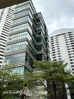 2-BR Condo at The Emporio Place near BTS Phrom Phong (ID 2455279)