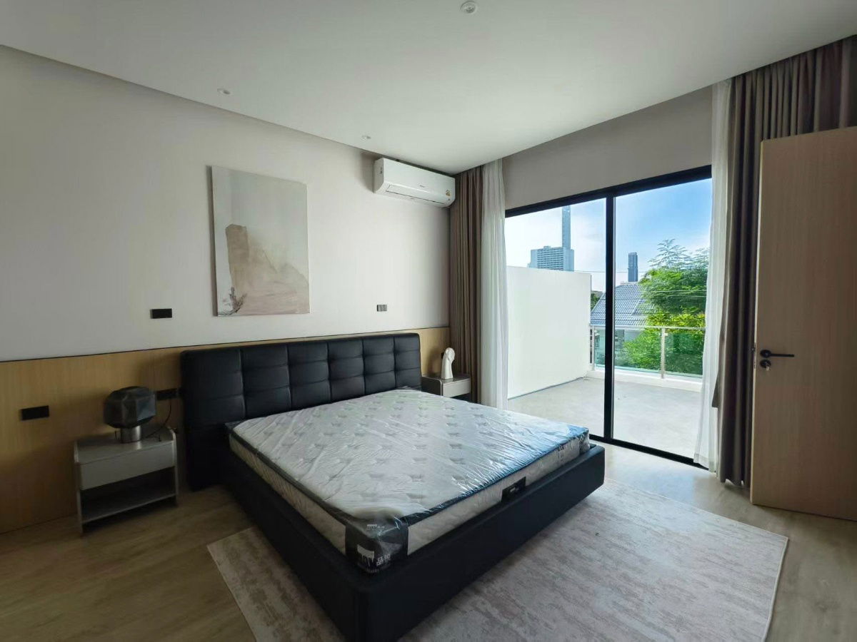 รูป ขายพูลวิลล่าหรูในพัทยา ทำเลเขาพระตำหนัก ตกแต่งพร้อมเข้าอยู่ - รูปที่ 11/23