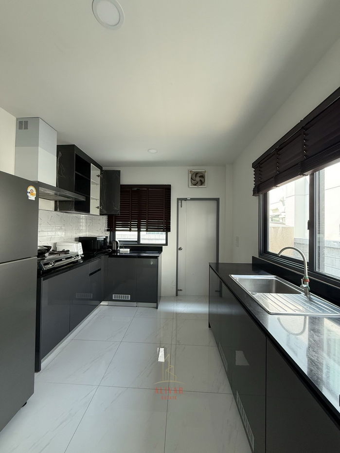 รูป RH114425 ให้เช่า บ้านเดี่ยว The City บางนา ใกล้ Mega Bangna  - รูปที่ 12/15