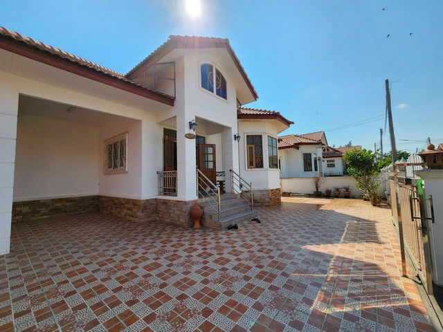 picture FOR SALE HOUSE PROPERTY 3500000 BAHT. - 1/8