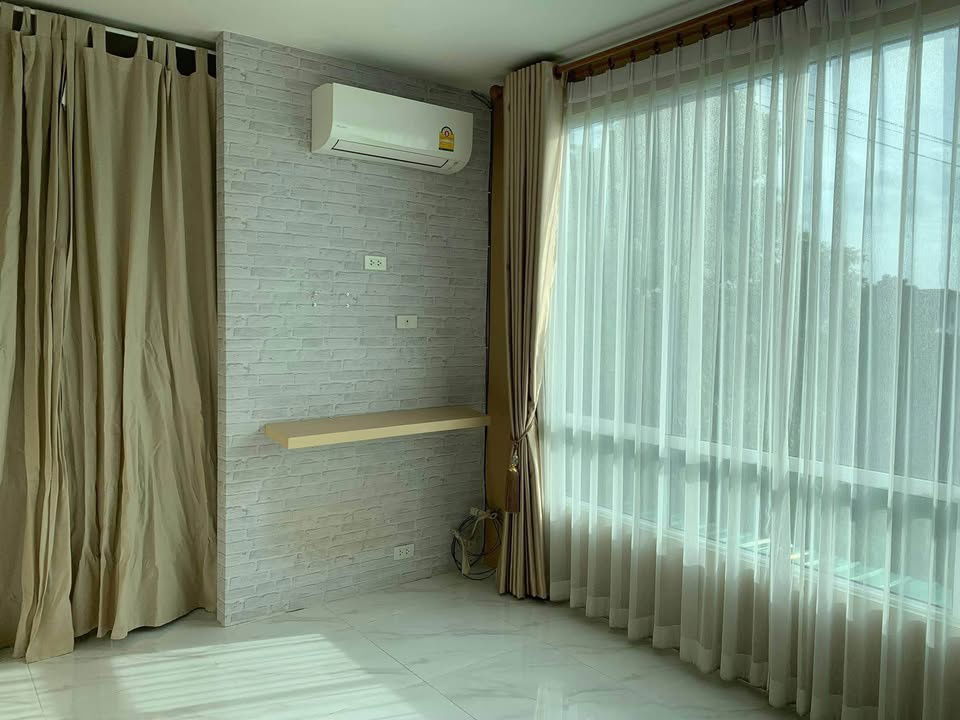 รูป ให้เช่า หมู่บ้านพฤกษาไพร์ม ซอยกันตนา บางใหญ่  ** 10,000 บ. / ด. **  เนื้อที่ 25 ตร.ว    3ห้องนอน 2ห้องน้ำ   ที่จอดรด 2คัน  ทาวน์เฮาส์ 2 ชั้น - รูปที่ 6/10