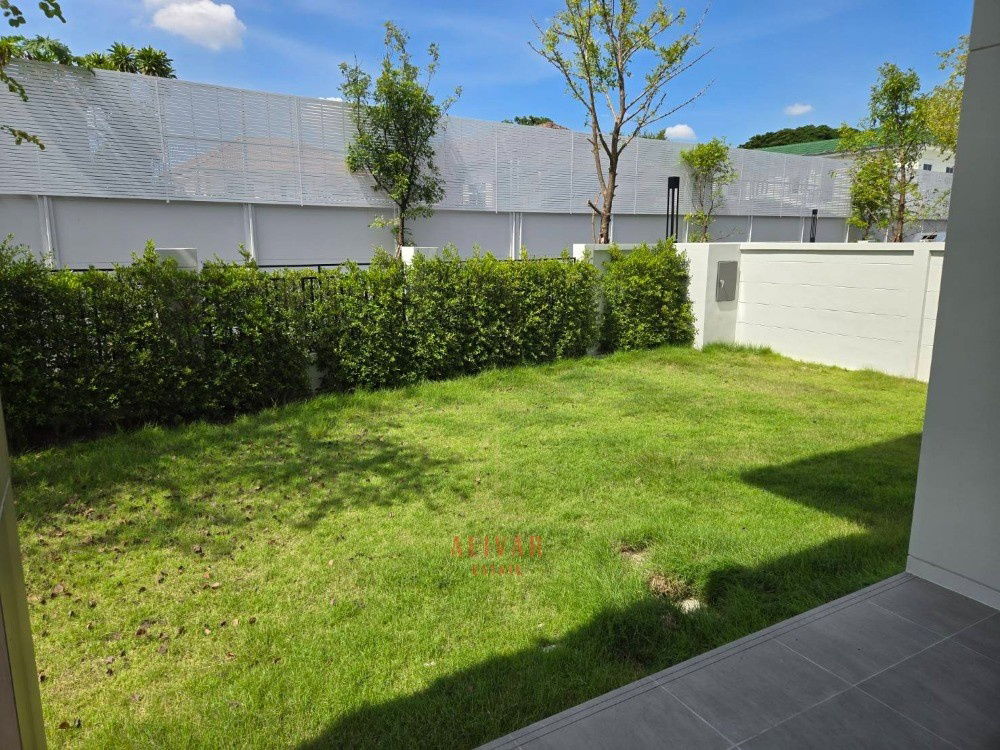 รูป RH114325 ให้เช่าบ้านBangkok Boulevard Bangna KM.5 บางกอก บูเลอวาร์ด บางนา กม.5 หลังใหญ่เฟอร์ครบ มีสนาม ใกล้ห้าง และ รร นานาชาติ (พร้อมอยู่ 12 มค 69) - รูปที่ 10/10