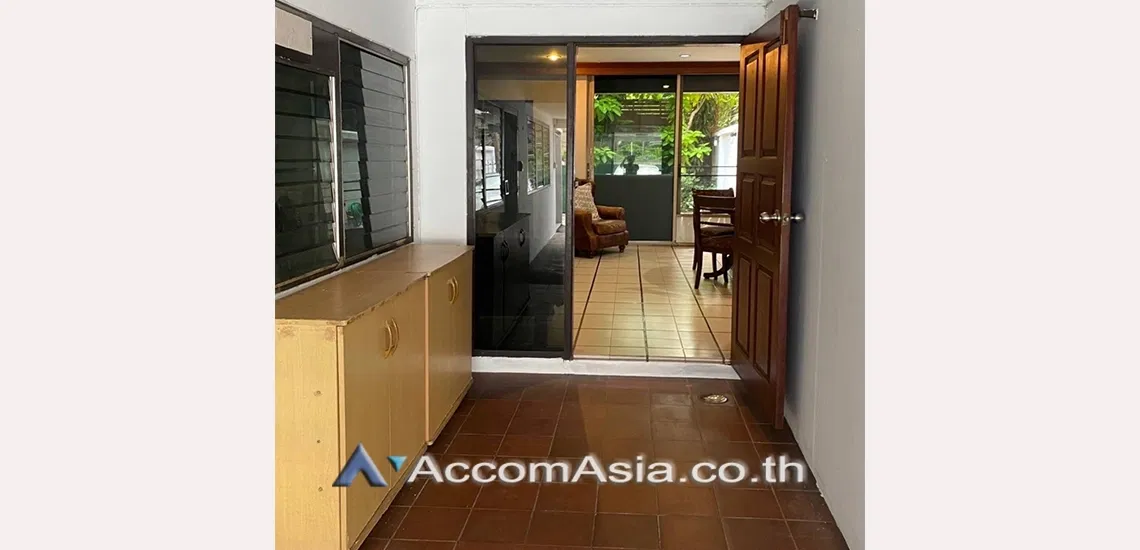 รูป 🔼🔽 AccomA 📩 Home Office 4 BR Townhouse in Khlong Tan Nuea (AA30874) - รูปที่ 7/12