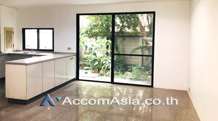 รูป 🔼🔽 AccomA 📩 Home Office 4 BR Townhouse in  Lumphini (AA20808) - รูปที่ 4/20