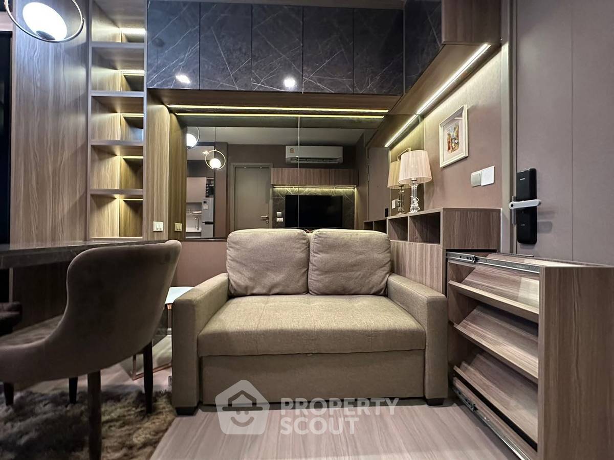 picture Studio Condo at Life Asoke Hype near ARL Makkasan (ID 2455655) - 10/17